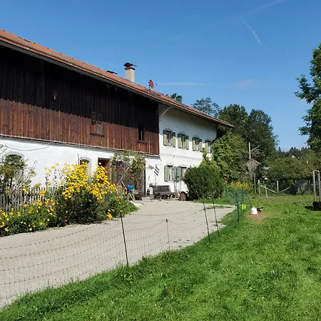 Biohof Dimper Apartment Saulgrub